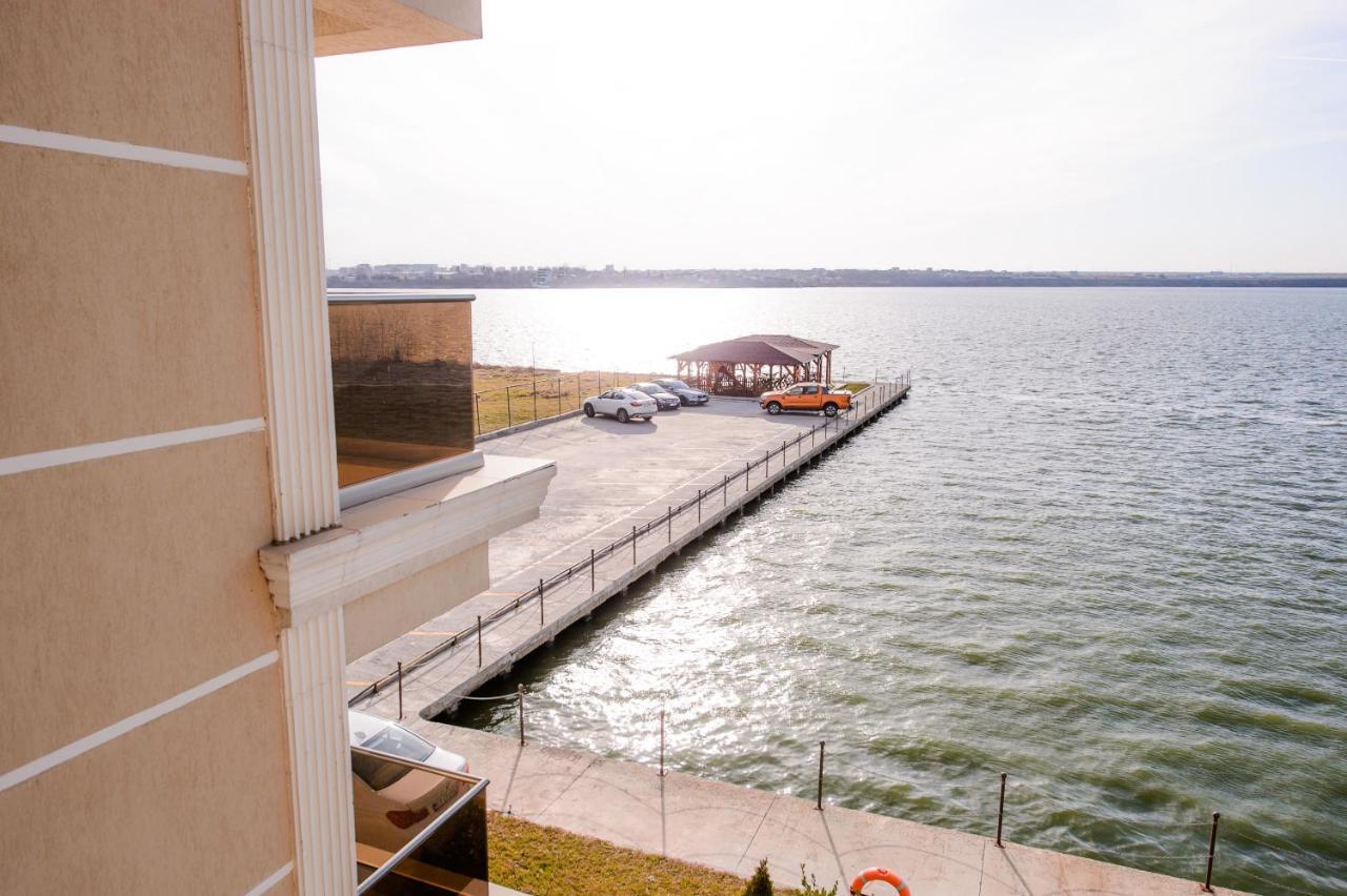 Lake Apartments Solid Mamaia Exteriér fotografie