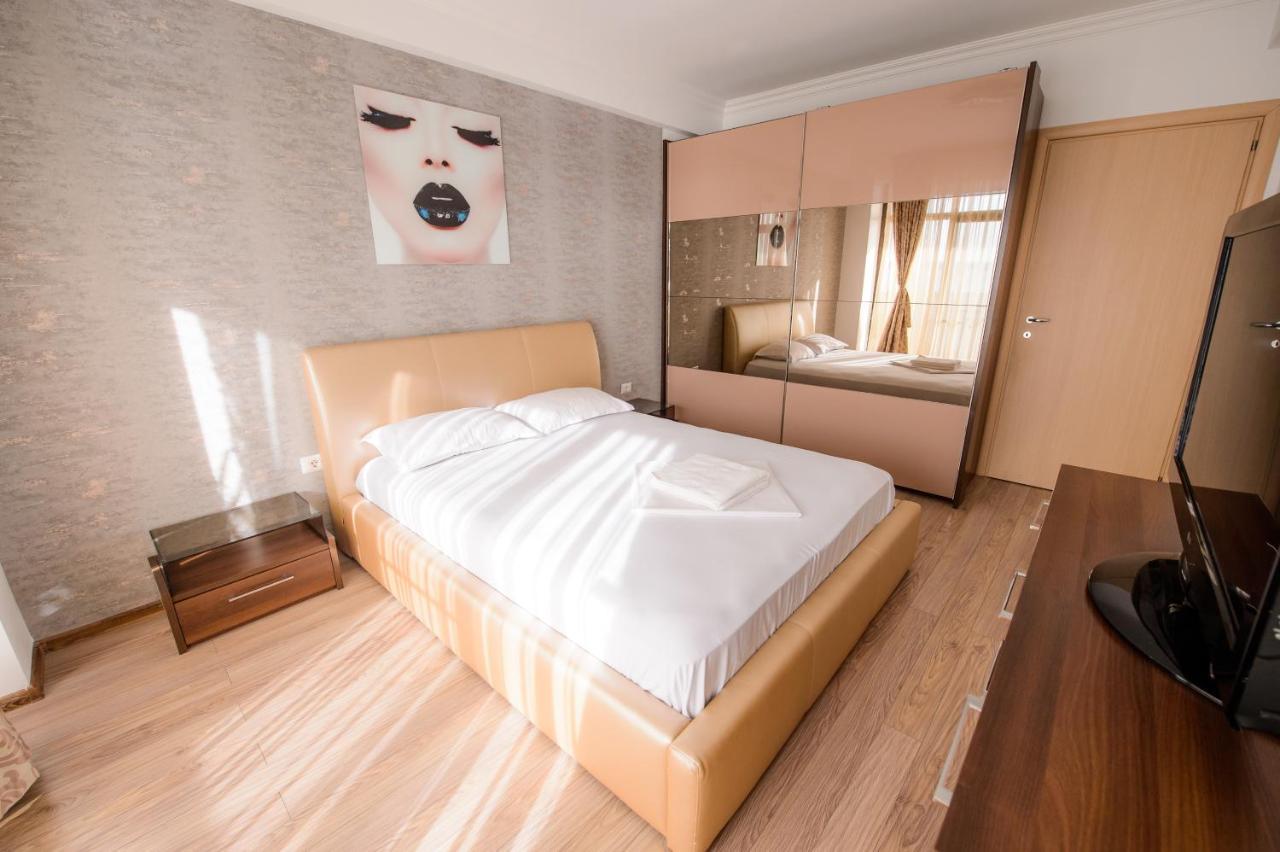 Lake Apartments Solid Mamaia Exteriér fotografie