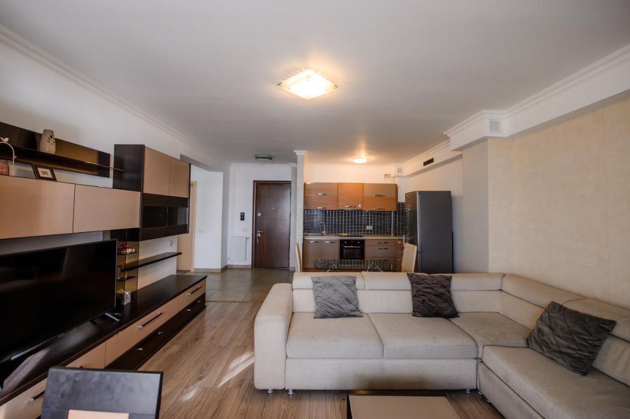 Lake Apartments Solid Mamaia Exteriér fotografie