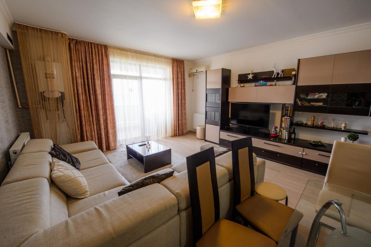 Lake Apartments Solid Mamaia Exteriér fotografie