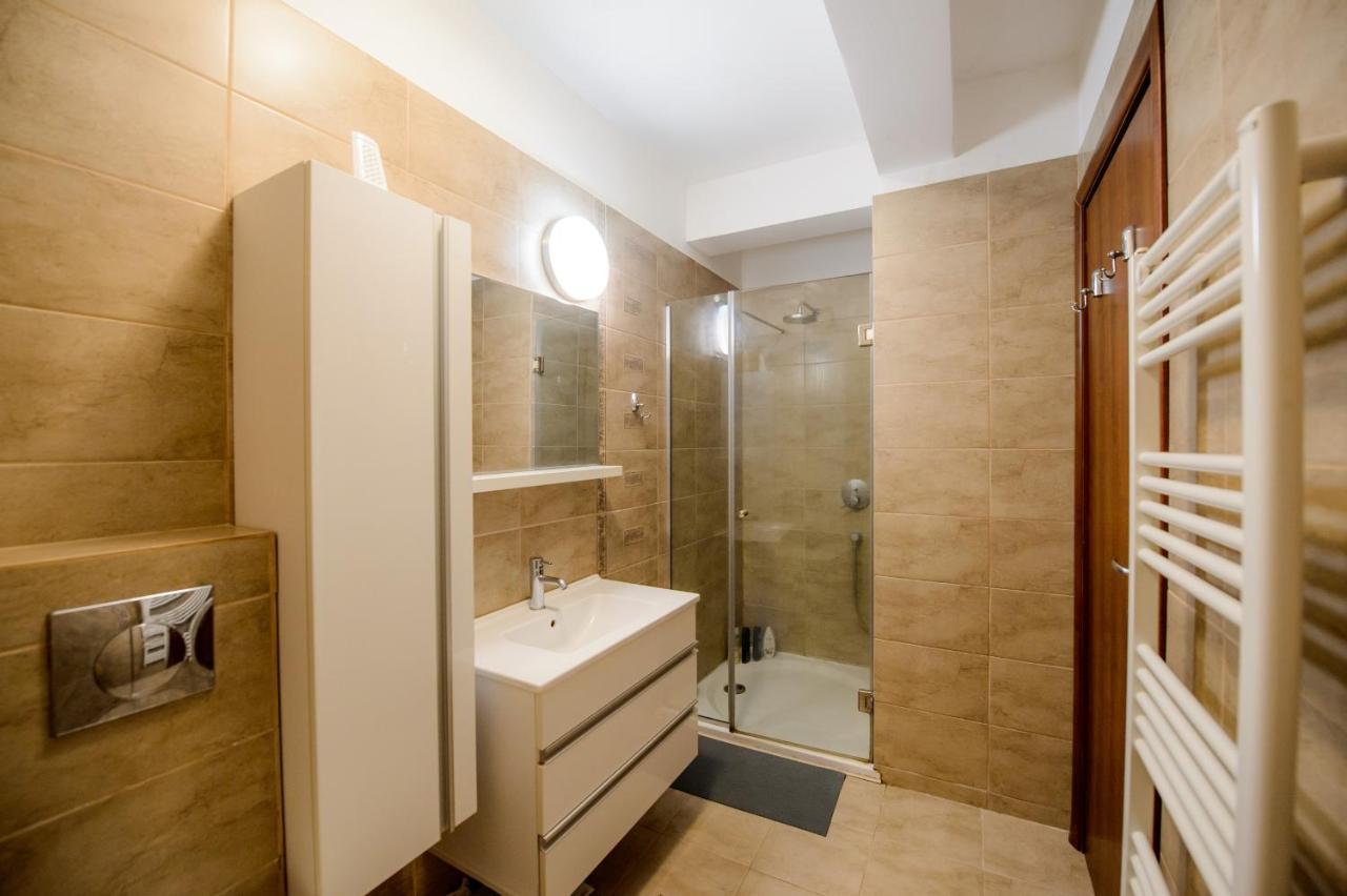 Lake Apartments Solid Mamaia Exteriér fotografie
